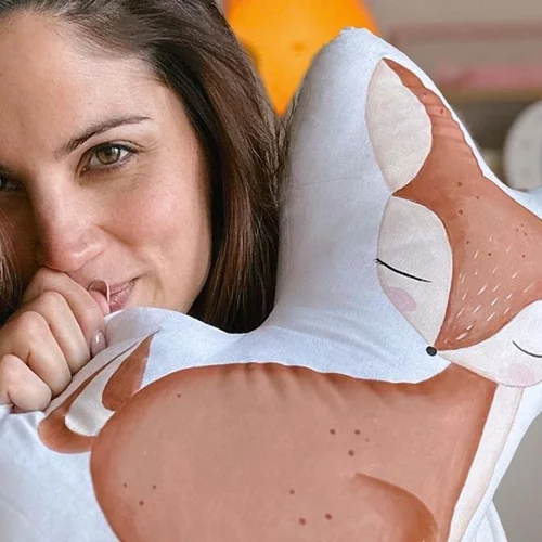 Η Μαίρη Συνατσάκη φοράει ασορτί χρώματα με την κόρη της, Ολίβια, και "λιώνει" το Instagram