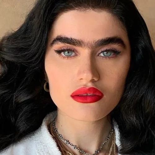 Celebrity News | Η επιστροφή της Χατζηπαντελή στο GNTM και η τηλεοπτική συνάντηση της Ελένης Μενεγάκη με τον Γιάννη Τσιμιτσέλη