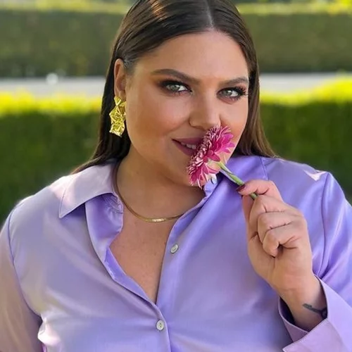 Δανάη Μπάρκα  | "Για την κατάθλιψη που υπάρχει γύρω μας τι λένε; Για τους βιασμούς τι λένε; Για την παιδεραστία τι λένε;"