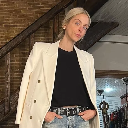 Όταν η 9χρονη Σοφία Καρβέλα εμφανίστηκε στο "Ciao Ant1" μαζί με την Άννα Βίσση