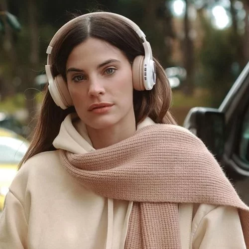 Η Χριστίνα Μπόμπα αποκαλύπτει για πρώτη φορά πόσα κιλά πήρε στην εγκυμοσύνη της