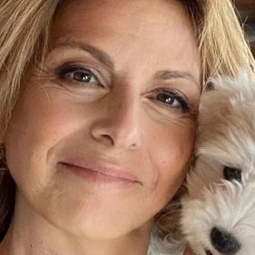 Μάγια Τσόκλη | Το σπίτι της στις Κυκλάδες είναι ένας επίγειος Παράδεισος