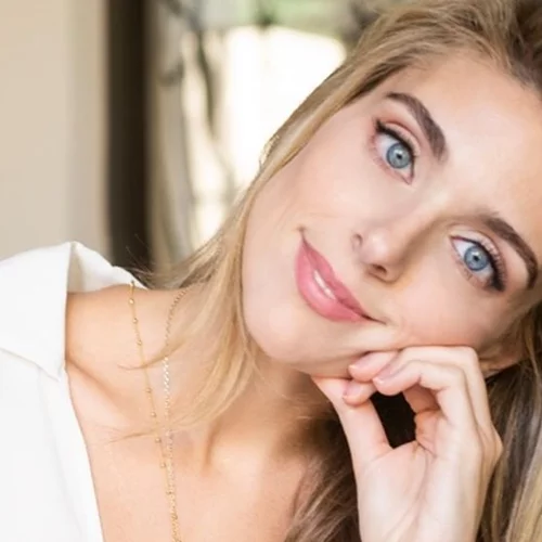 Μαριάννα Γουλανδρή-Λαιμού και Αλεξία Αντσακλή-Βαρδινογιάννη | Με preppy style σε φιλανθρωπική εκδήλωση