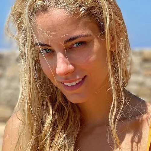 Δούκισσα Νομικού | Αποκαλύπτει για πρώτη φορά πόσα κιλά πήρε στις εγκυμοσύνες της και πώς τα έχασε