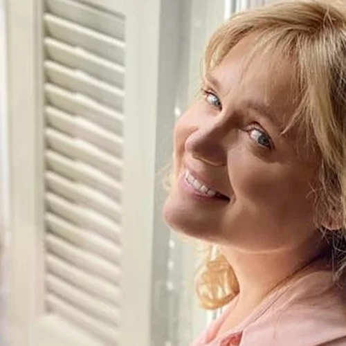 Θυμάστε τη Μαρία Καβογιάννη με καστανά μαλλιά; | Έτσι έδειχνε πριν από δεκατέσσερα χρόνια