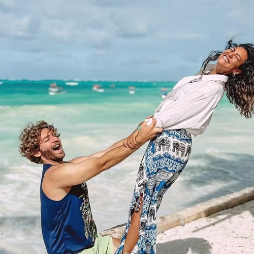 Ευγενία Σαμαρά - Γιάννης Ποιμενίδης | Το ρετρό σπίτι του πρώην ζευγαριού είναι γεμάτο εντυπωσιακά φυτά