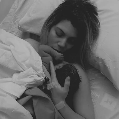 Βaby Boom συνέχεια... | Εκτός από την Ελένη Φουρέιρα είχαμε κι άλλα διάσημα γεννητούρια