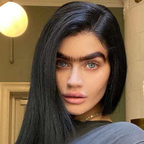 Η Σοφία Χατζηπαντελή έβαψε τα μαλλιά της και δείχνει - κυριολεκτικά - άλλος άνθρωπος