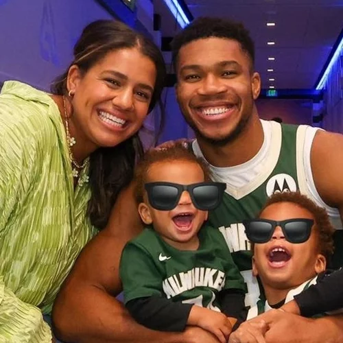 Γιάννης Αντετοκούνμπο και Mariah Riddlesprigger | Ο μεγάλος τους γιος μόλις έγινε 3 ετών - Οι οικογενειακές φωτογραφίες και οι γλυκές ευχές στον Liam