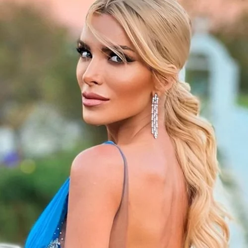 Κατερίνα Καινούργιου | Μας δείχνει τον γοητευτικό αδερφό της, Πάνο Καινούργιο, σε ένα σπάνιο φωτογραφικό στιγμιότυπο