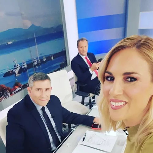 Ντόρα Κουτροκόη | "Ο Άκης Παυλόπουλος και ο Δημήτρης Οικονόμου δεν πήραν θέση όταν έγινε αυτό το "ψαλίδισμα""