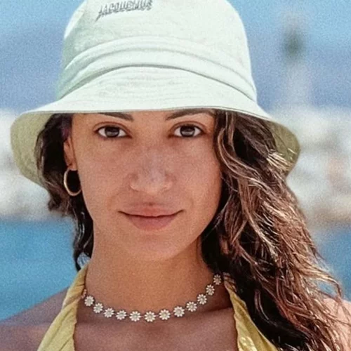 Ευγενία Σαμαρά | Βάζει μπουγάδα με το μαγιό της και κερδίζει το βραβείο της πιο σέξι φωτογραφίας της ημέρας