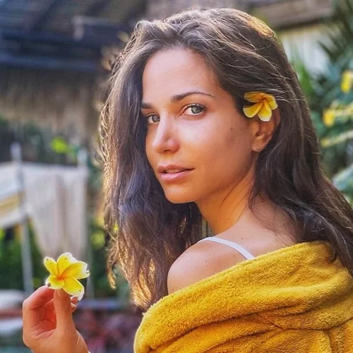 Κατερίνα Γερονικολού | Ποζάρει με το πιο σέξι μαγιό του καλοκαιριού και κάνει ρεκόρ στα likes