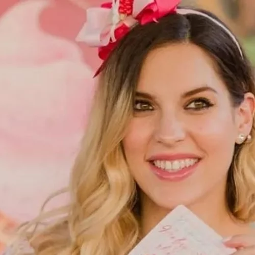 Η Μαντώ Γαστεράτου βγήκε από το μαιευτήριο με τη νεογέννητη κόρη της: "Δεν σας κρύβω ότι έχω λιγο άγχος..."