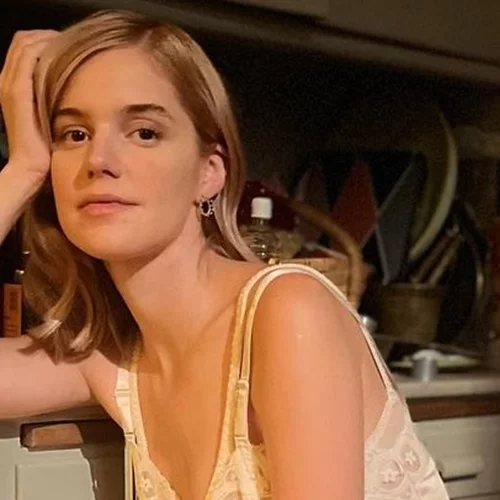 "Άσχημη κοπέλα η Ευαγγελία Συριοπούλου..." | Το σχόλιο της Νατάσας Εξηνταβελώνη για τη συμπρωταγωνίστριά της