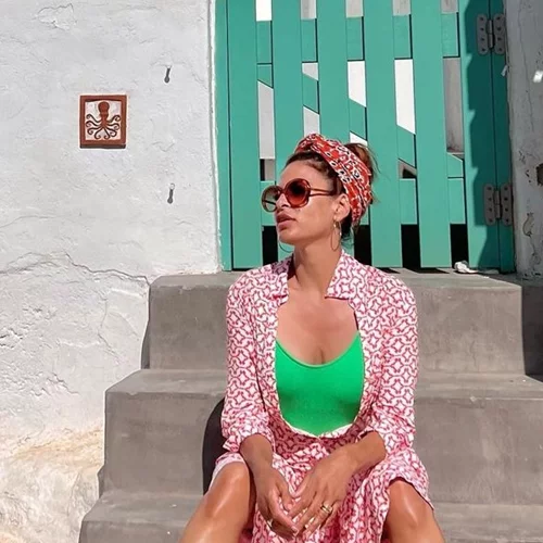 Eva Mendes | Tο hair look της στην Αντίπαρο είναι η τέλεια ιδέα για τα χτενίσματα των καλοκαιρινών διακοπών