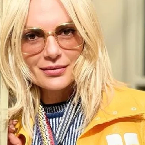 Έλενα Χριστοπούλου | "Δεν θέλω να πω κάτι άλλο. Τώρα δε μπορώ να κλαίω στον αέρα… Ντρέπομαι. Την πάτησα τώρα"