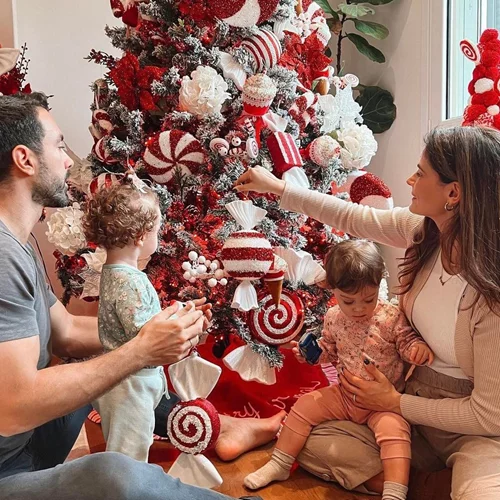 Σάκης Τανιμανίδης | Το τρυφερό στιγμιότυπο με τις κόρες του - Ο τρόπος που τις νανουρίζει