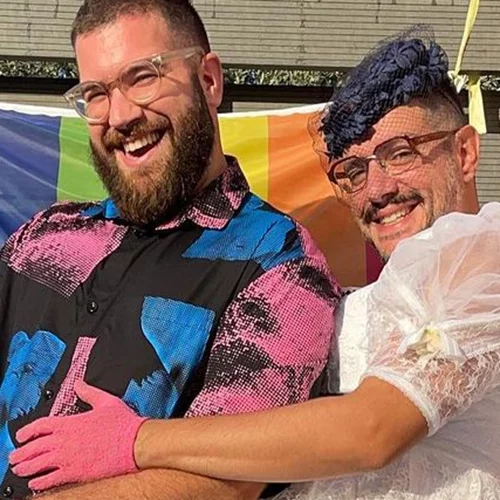 Ο Παύλος του Master Chef πήγε στο Athens Pride φορώντας νυφικό φόρεμα