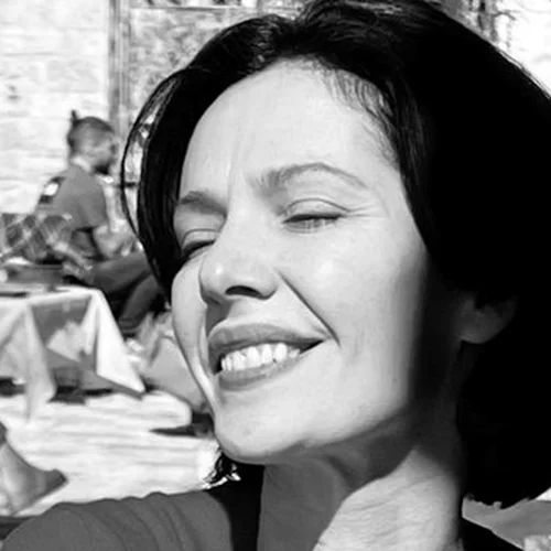 Μαριλίτα Λαμπροπούλου | Αυτές είναι οι γλυκύτατες κόρες της τηλεοπτικής Βασιλικής από τη σειρά "Σασμός"