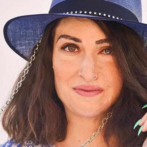 Η Ιωάννα Παλιοσπύρου ποζάρει χωρίς φίλτρα και μακιγιάζ στέλνοντας για ακόμα μία φορά ένα ηχηρό μήνυμα