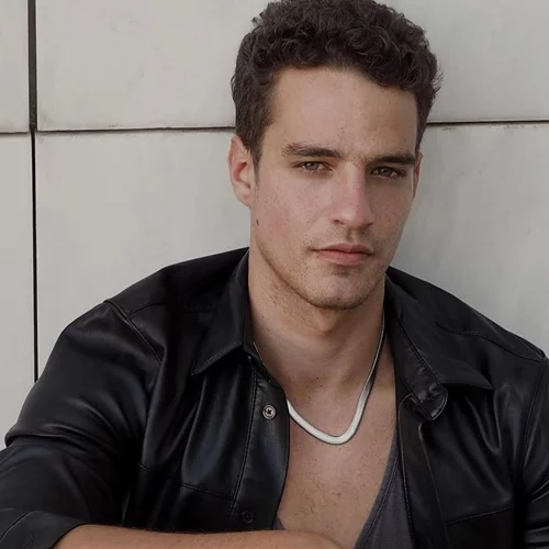 Liam Ireland (Γη της Ελιάς) | "Από την ηλικία των 10 με 13 βίωσα σεξουαλική κακοποίηση από τον προπονητή μου"