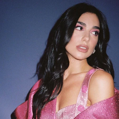 Dua Lipa | Με αφέλειες ή χωρίς;