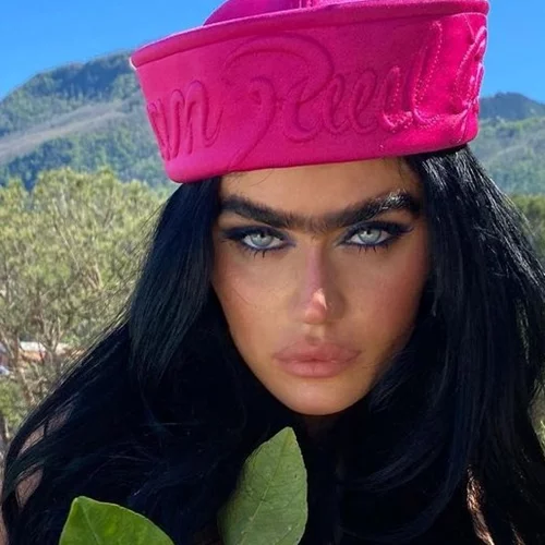 Σοφία Χατζηπαντελή | Η ολόγυμνη φωτογραφία στο Instagram και τα αποθεωτικά σχόλια της Καγιά και του Καράβα