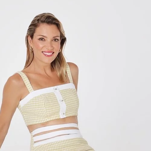 Ετοιμάζεσαι για σαββατιάτικη έξοδο και δεν ξέρεις τι να φορέσεις; Πάρε ιδέες από την uber stylish Βίκυ Καγιά