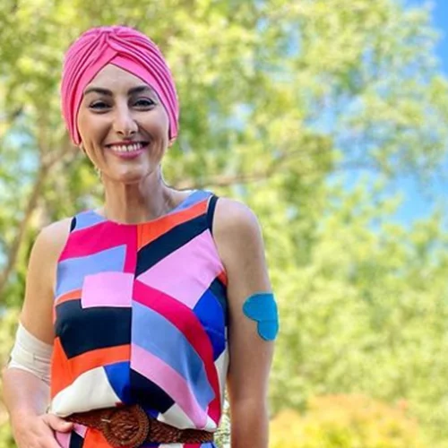 Ρεγγίνα Μακέδου | "Έχασα 17 κιλά σε 50 μέρες, έχω 2 πόδια καλαμάκια"