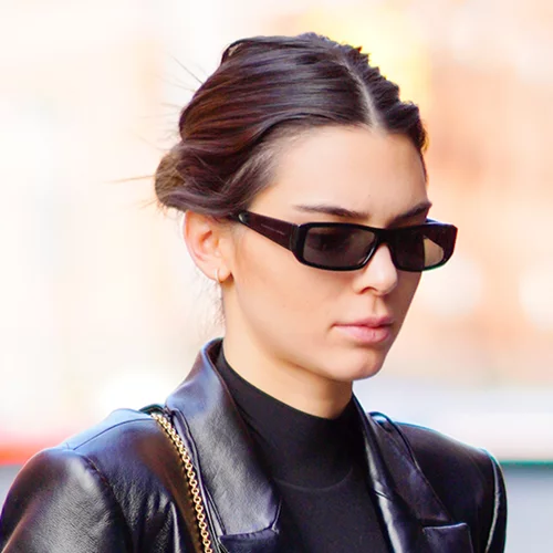 Τρία πανεύκολα χτενίσματα που θα αναβαθμίσουν το look σου και θα το κάνουν να δείχνει πιο "ακριβό"