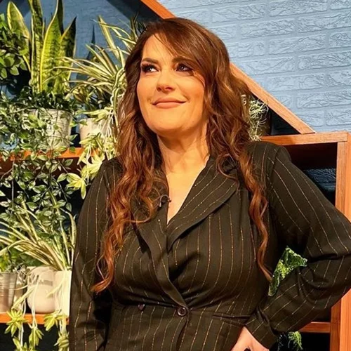 Κατερίνα Ζαρίφη | "Έλεγαν δεν μπορείς να γουστάρεις τη χοντρή"