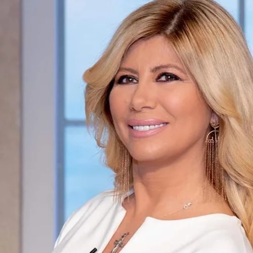 Ζήνα Κουτσελίνη | "Ο πατέρας μου μαχαίρωσε με φαλτσέτα τη μάνα μου"