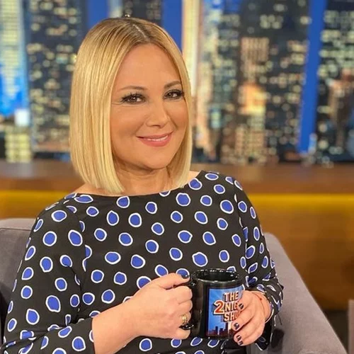 Η Νάνσυ Ζαμπέτογλου ποζάρει με την κόρη της, Σοφία Γαλακτερού | "Πότε είναι μωρά και ποτέ ετοιμάζονται για την τρίτη Δημοτικού"