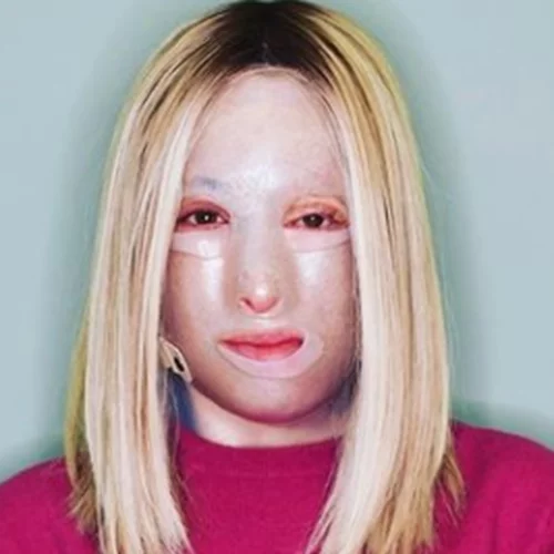 Celebrity News | Η Παλιοσπύρου για πρώτη φορά χωρίς μάσκα, η μεγάλη διακοπή της Νικολούλη και η συνεργασία - έκπληξη της Βανδή