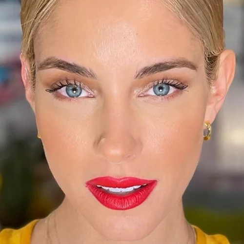 Δούκισσα Νομικού | Η εντελώς αμακιγιάριστη selfie και το εντυπωσιακό πρόσωπό της