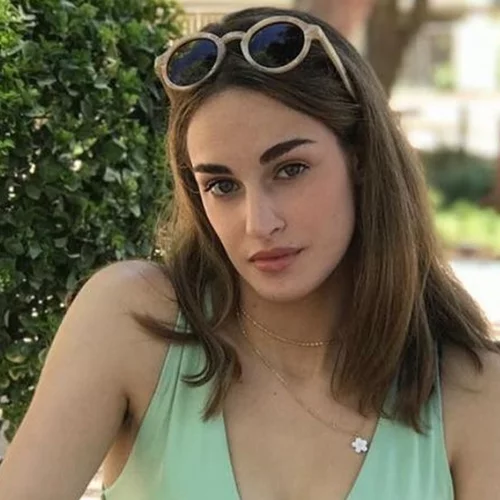 Μαρία Βοσκοπούλου | Με mini φόρεμα σε βραδινή έξοδο πιο εντυπωσιακή από ποτέ