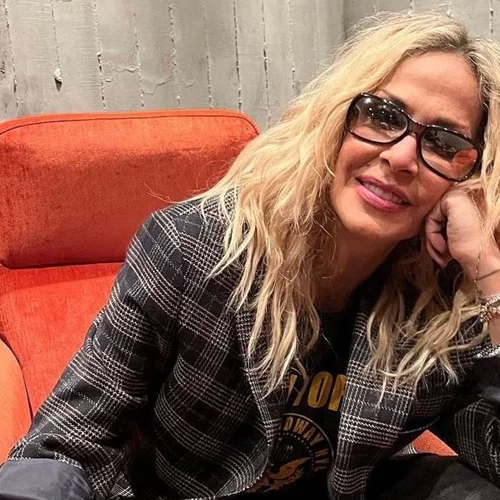 Άννα Βίσση | Η εξομολόγηση του Νίκου Καρβέλα: "Άφησα αυτή τη γυναίκα..."