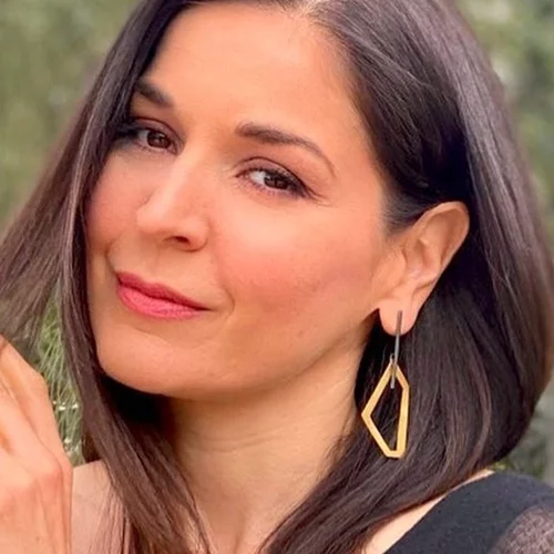 Βαλέρια Κουρούπη για Δημήτρη Λιγνάδη | "Ερχόταν στο θέατρο με δύο παιδιά και έλεγε ότι είναι ανίψια του"