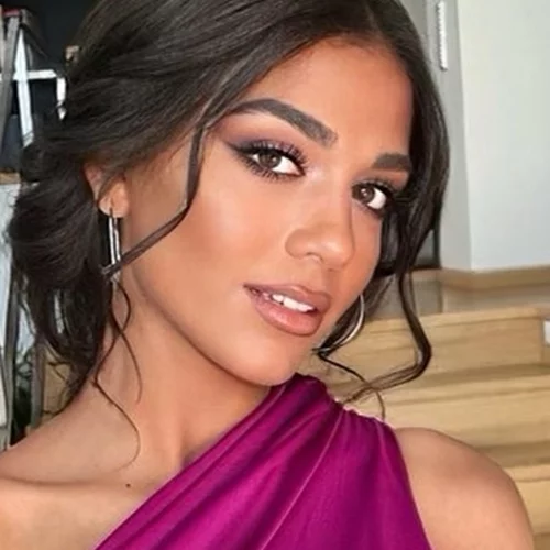 Η Μελίνα Νικολαΐδη πιο χαμογελαστή και όμορφη από ποτέ, στο πλευρό του αγαπημένου της | Η ρομαντική φωτογραφία που ανήρτησε ο Αλέξανδρος Πολυχρονιάδης