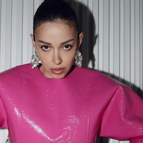 Η Ελένη Φουρέιρα μας δείχνει το σώμα της ένα μήνα μετά τη γέννα | Τα πρώτα της γενέθλια ως μαμά