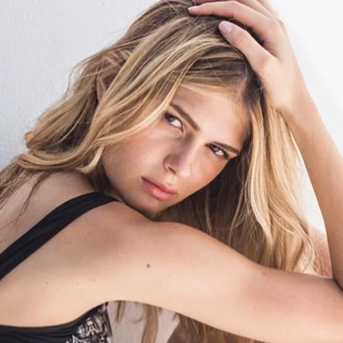 Αμαλία Κωστοπούλου | Η υπέροχη φωτογραφία της που δημοσίευσε η Τζένη Μπαλατσινού και οι δημόσιες ευχές για την ονομαστική της εορτή