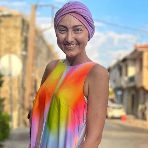 Ρεγγίνα Μακέδου | Ποζάρει με χαμόγελο και αποκαλύπτει γιατί ο Σεπτέμβρης είναι για εκείνη ο σημαντικότερος μήνας