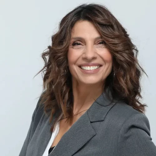 Ευτυχισμένη μαμά η Πόπη Τσαπανίδου | Η κόρη της, Μαρίνα, παντρεύτηκε στην Τήνο (pics)