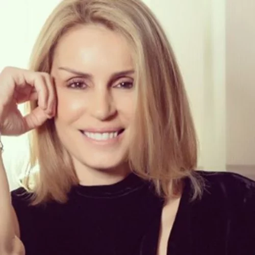 Βάσω Στασινού Νικοπολίδη | Πιο εντυπωσιακή από ποτέ σε πολύ σπάνια εμφάνιση