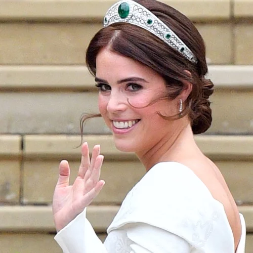 Η πριγκίπισσα Ευγενία "έσπασε" το πρωτόκολλο για να υιοθετήσει ένα από τα μεγαλύτερα nail trends της χρονιάς