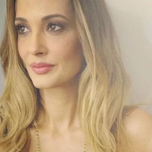 Ο 18χρονος γιος της Αλέκας Καμηλά είναι ένας κούκλος και ακολουθεί τα βήματα του πατέρα του στο μπάσκετ