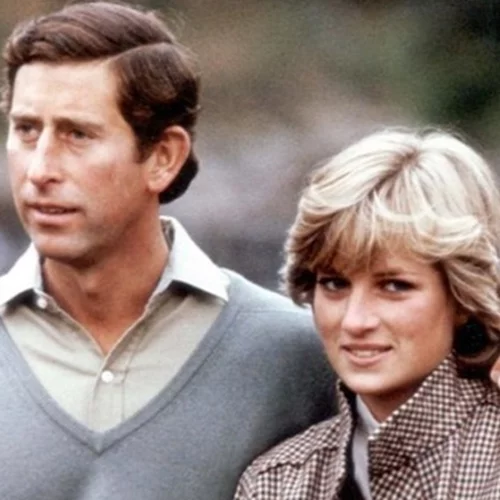 Κάρολος-Diana | "Γιατί δεν θα κοιμηθείς μαζί μου;" "Δεν ξέρω, αγαπητή μου. Νομίζω ότι μπορεί να είμαι γκέι".