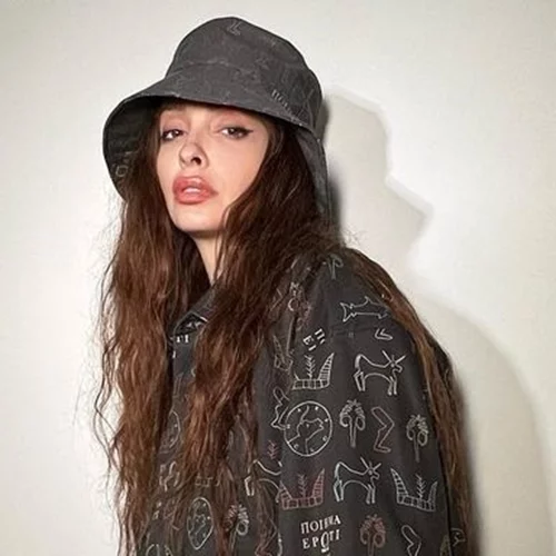 Ελένη Φουρέιρα | Κάνει βάρη δύο μήνες μετά τη γέννηση του γιου της και μας αφήνει με το στόμα ανοιχτό