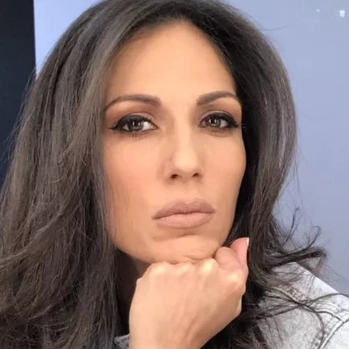 Ανθή Βούλγαρη | Η σπάνια φωτογραφία με τη στιλάτη μαμά και αδερφή της